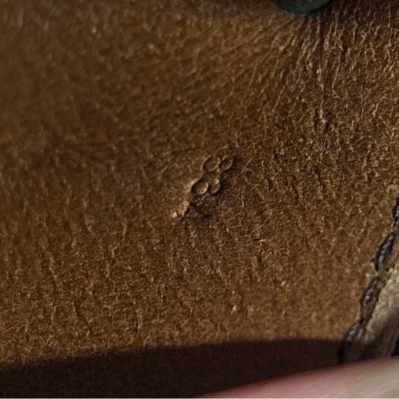 Louis Vuitton MM Cartouchiere
Brown Monogram Crossbody Bag - Picture 8 of 13